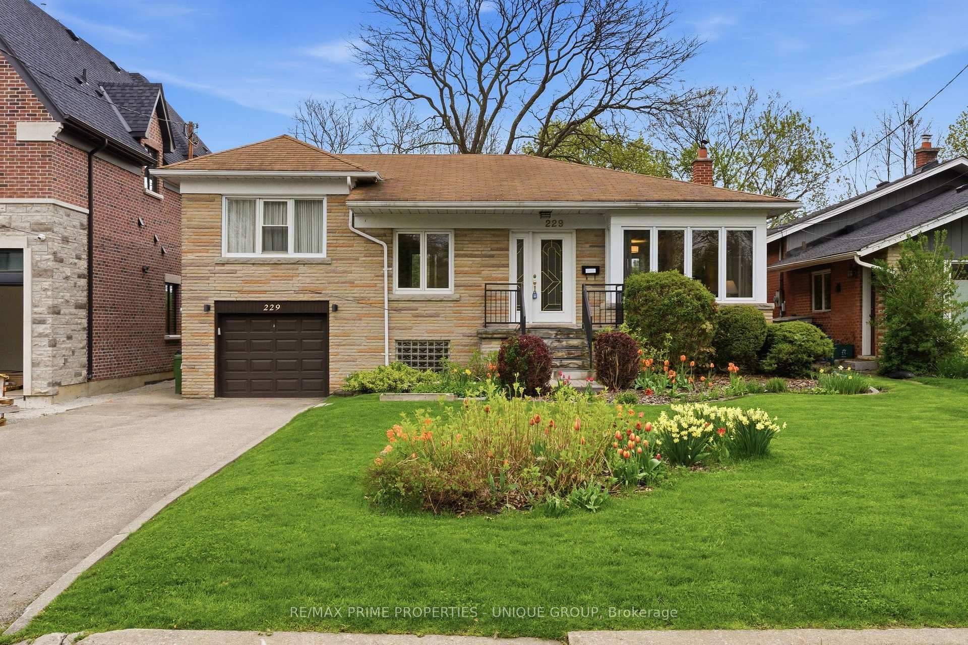 229 Park Home Avenue, Toronto C07