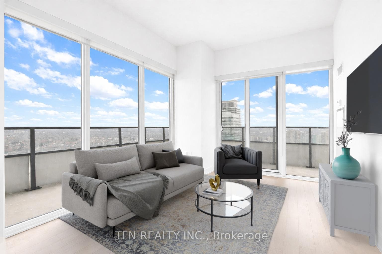 20 Shore Breeze Drive Unit 4703, Liberty Village / Parkdale / South Parkdale, ON M8V 0C7 - Photo 1