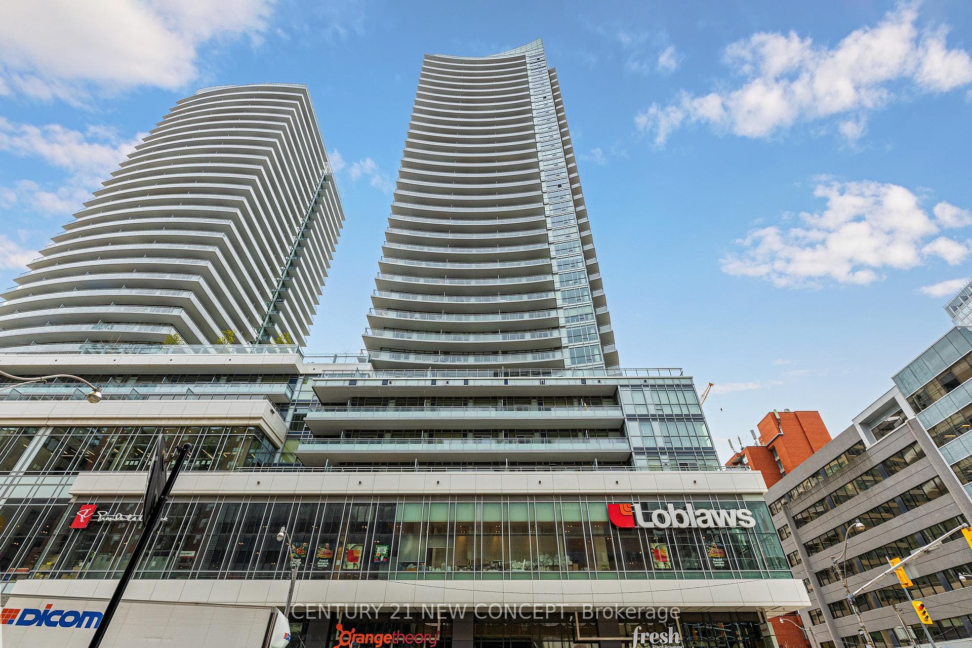 89 Dunfield Avenue Unit 1207, Leaside / Davisville, ON M4S 0A4 - Photo 1