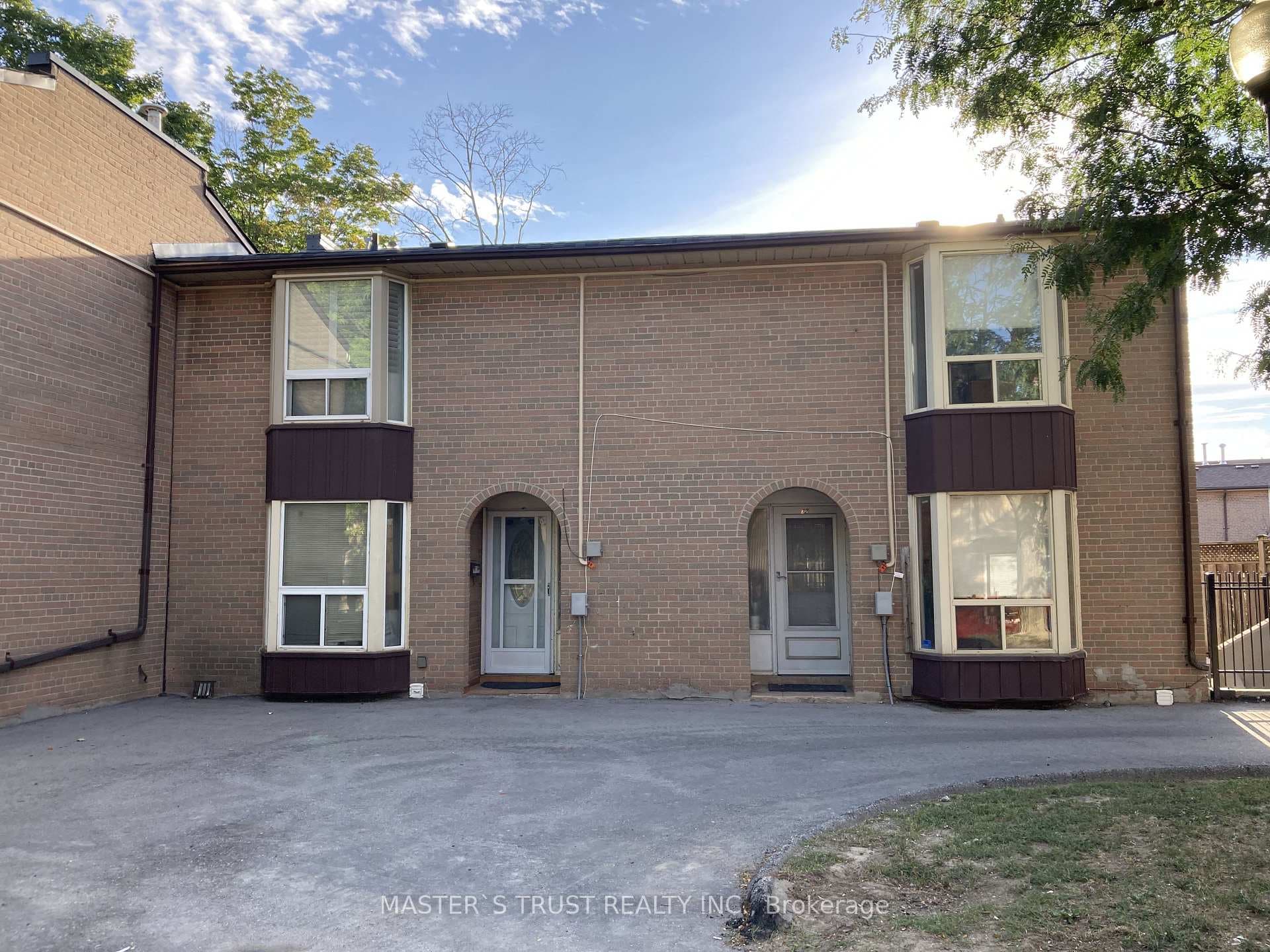 246 John Garland Boulevard Unit 72, Etobicoke (West Mall / Rexdale), ON M9V 1N8 - Photo 1