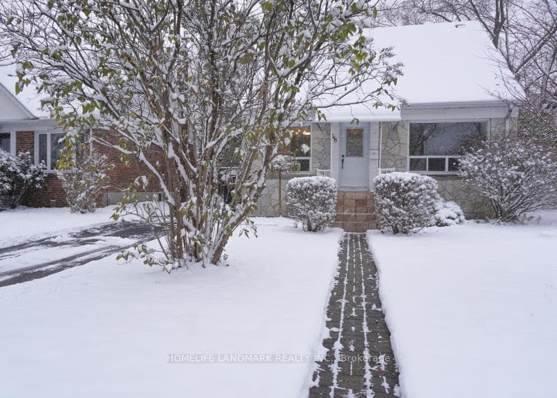48 Greylawn Crescent, Toronto E04