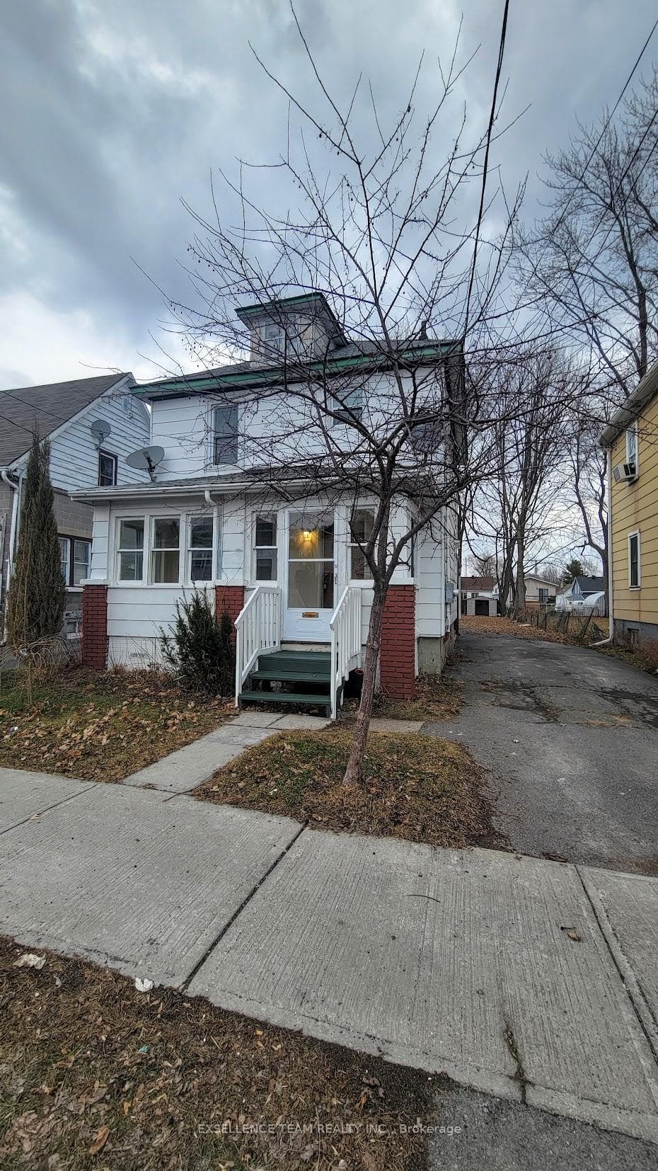 521 York Street, Cornwall, ON K6J 3Z9 - Photo 1