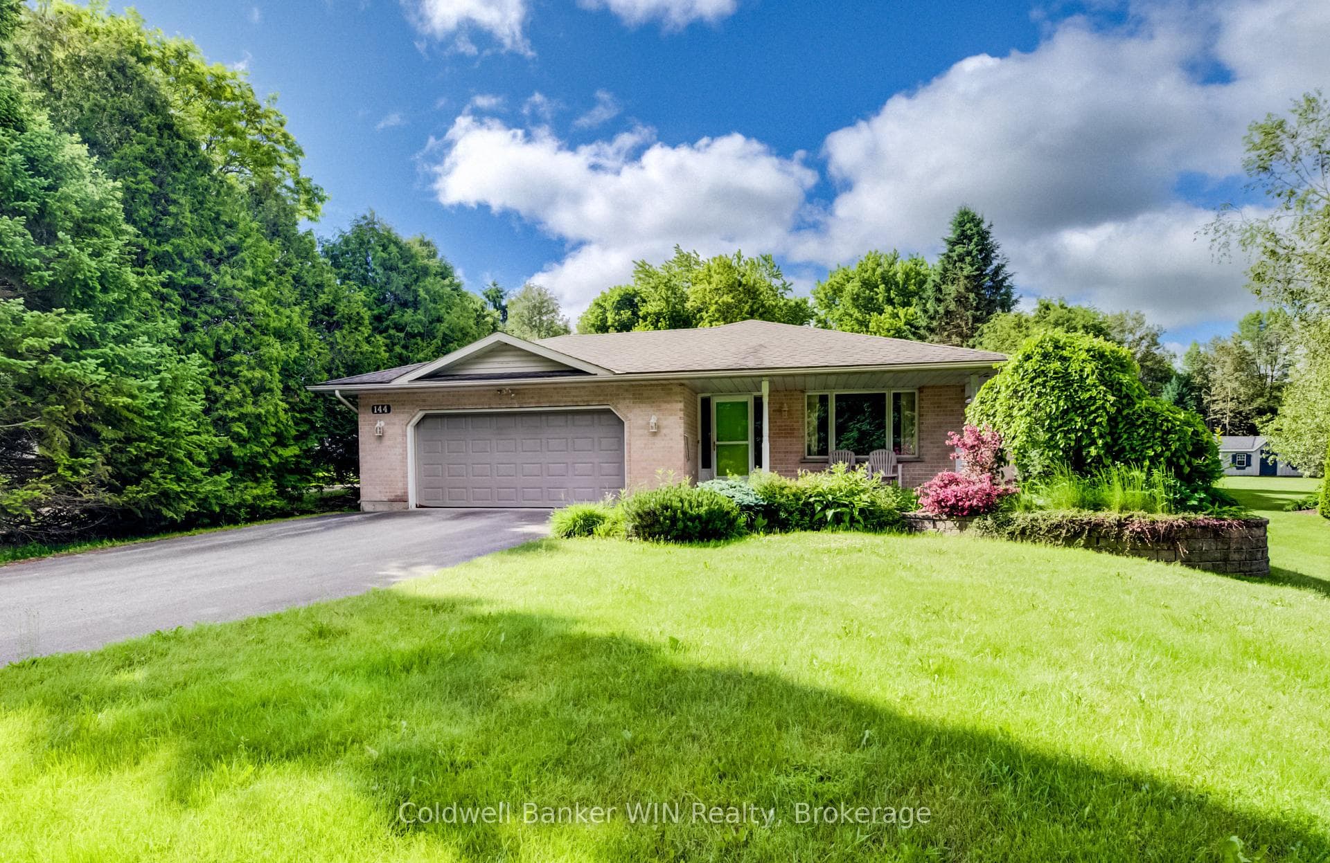 144 South Water Street, Wellington North, ON N0G 2L3 - Photo 1