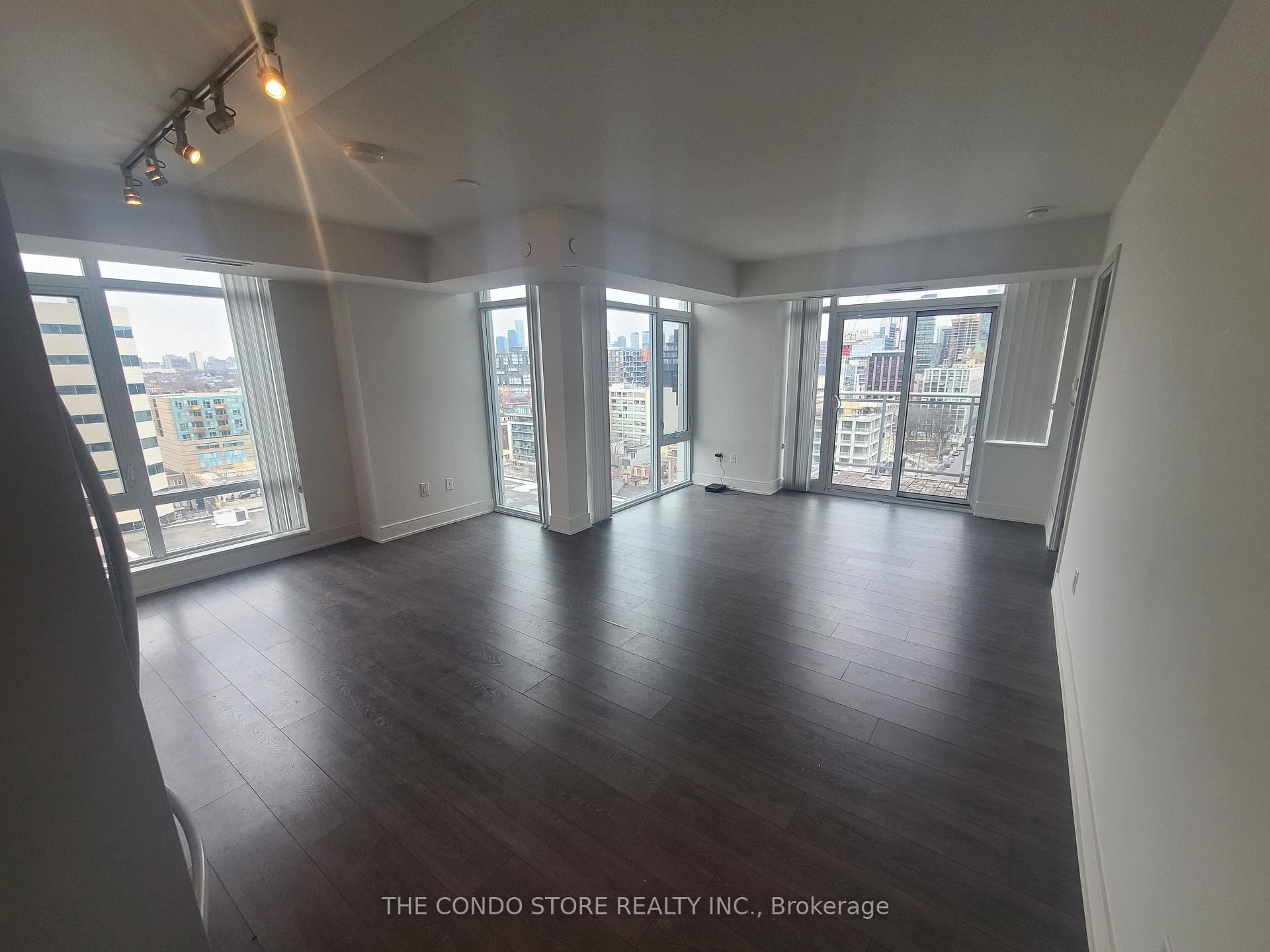 525 Adelaide Street Unit 1715, Toronto C01