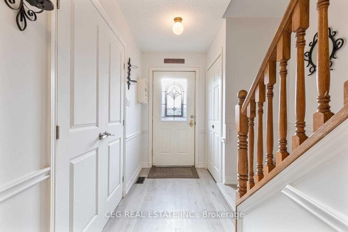 313 Bronte Road, Oakville