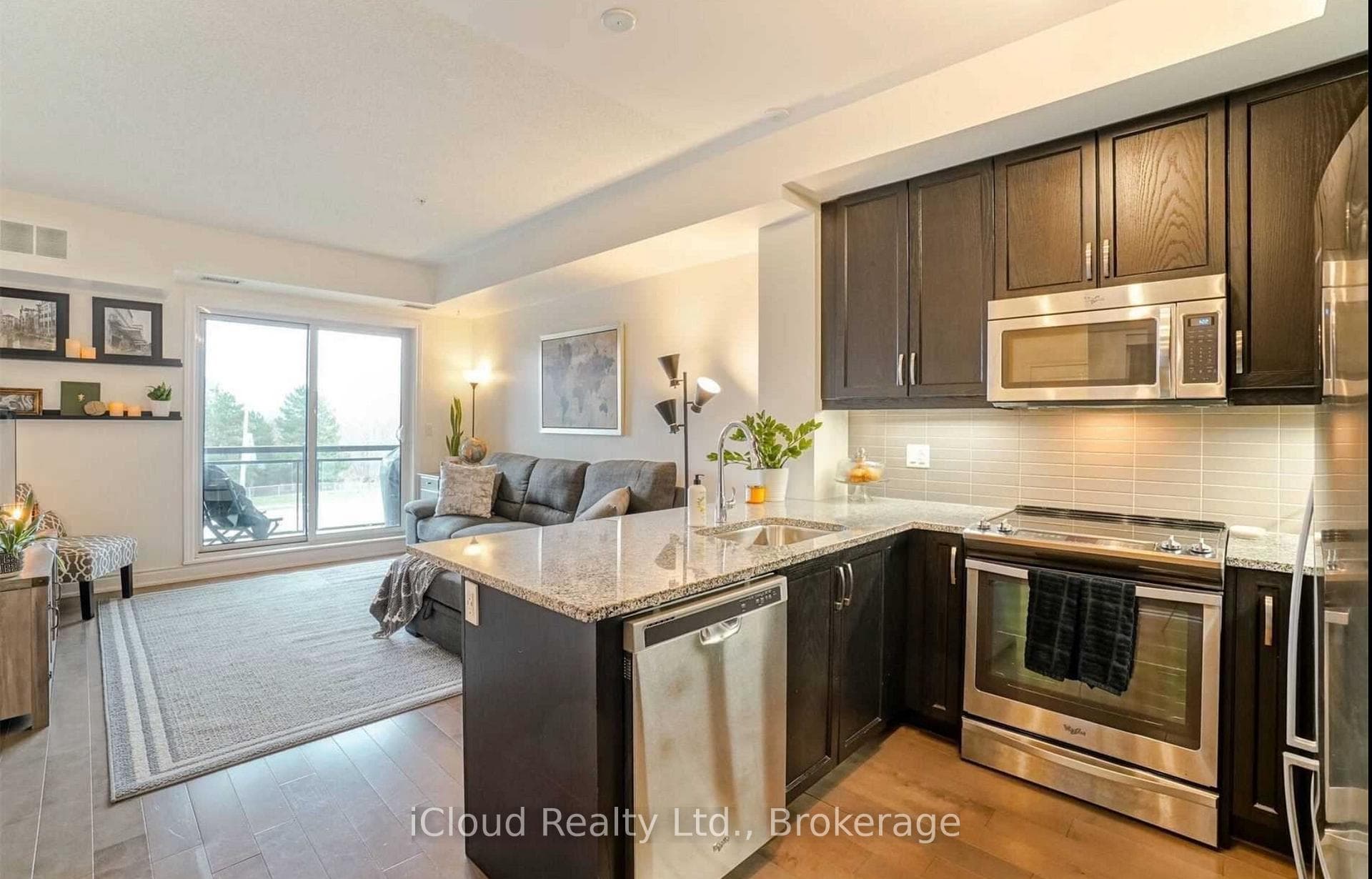 3170 Erin Mills Parkway Unit 332, Mississauga, ON L5L 0B6 - Photo 1