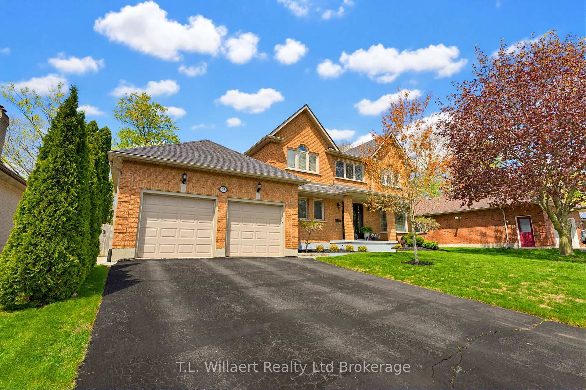 10 Woodside Drive, Tillsonburg, ON N4G 5P9 - Photo 1