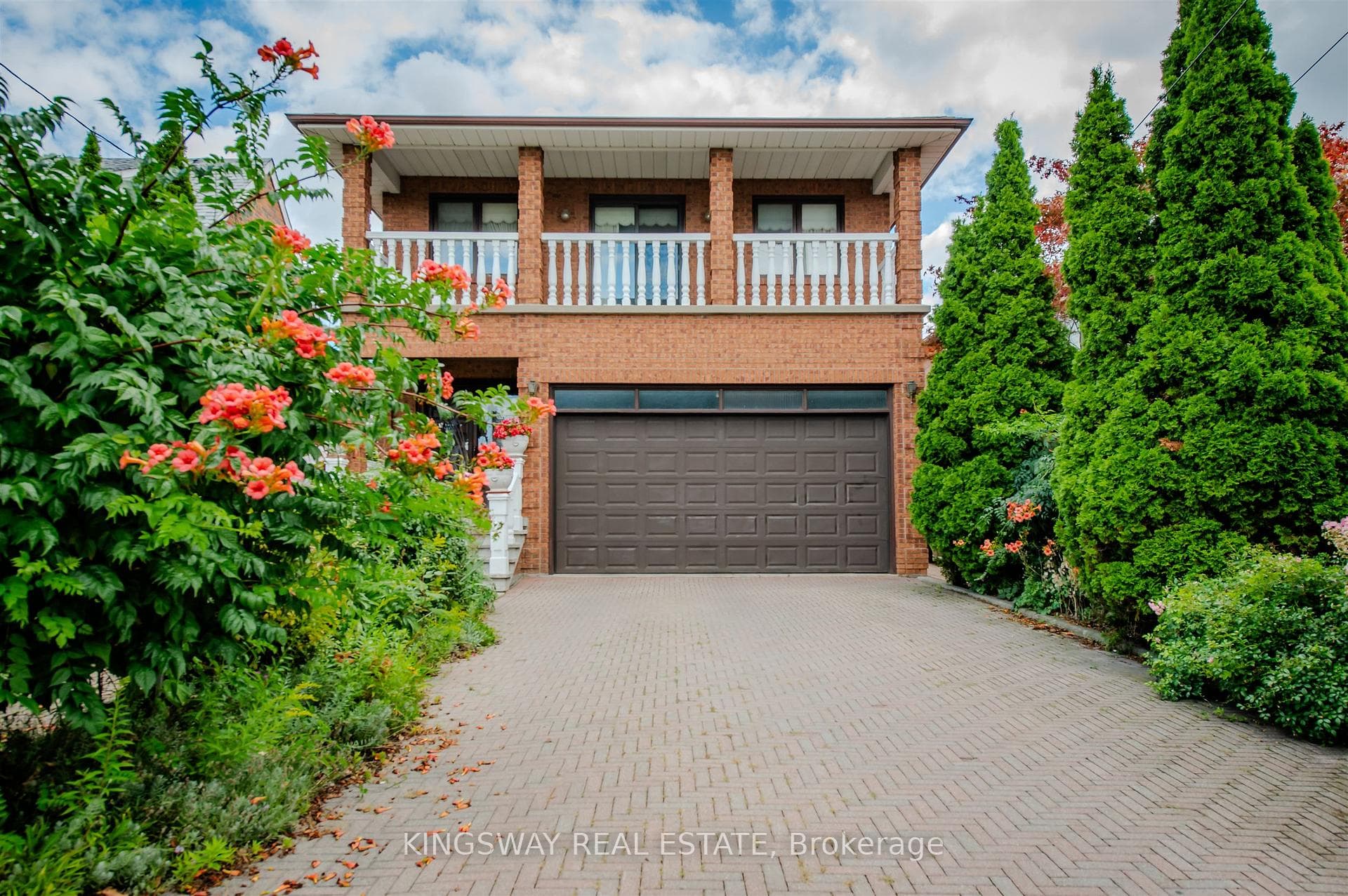 27 Mulholland Avenue, York / Weston, ON M6A 2S1 - Photo 1