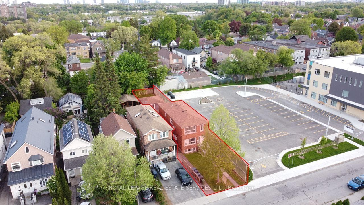 11 Dennis Avenue, York / Weston, ON M6N 2T7 - Photo 1