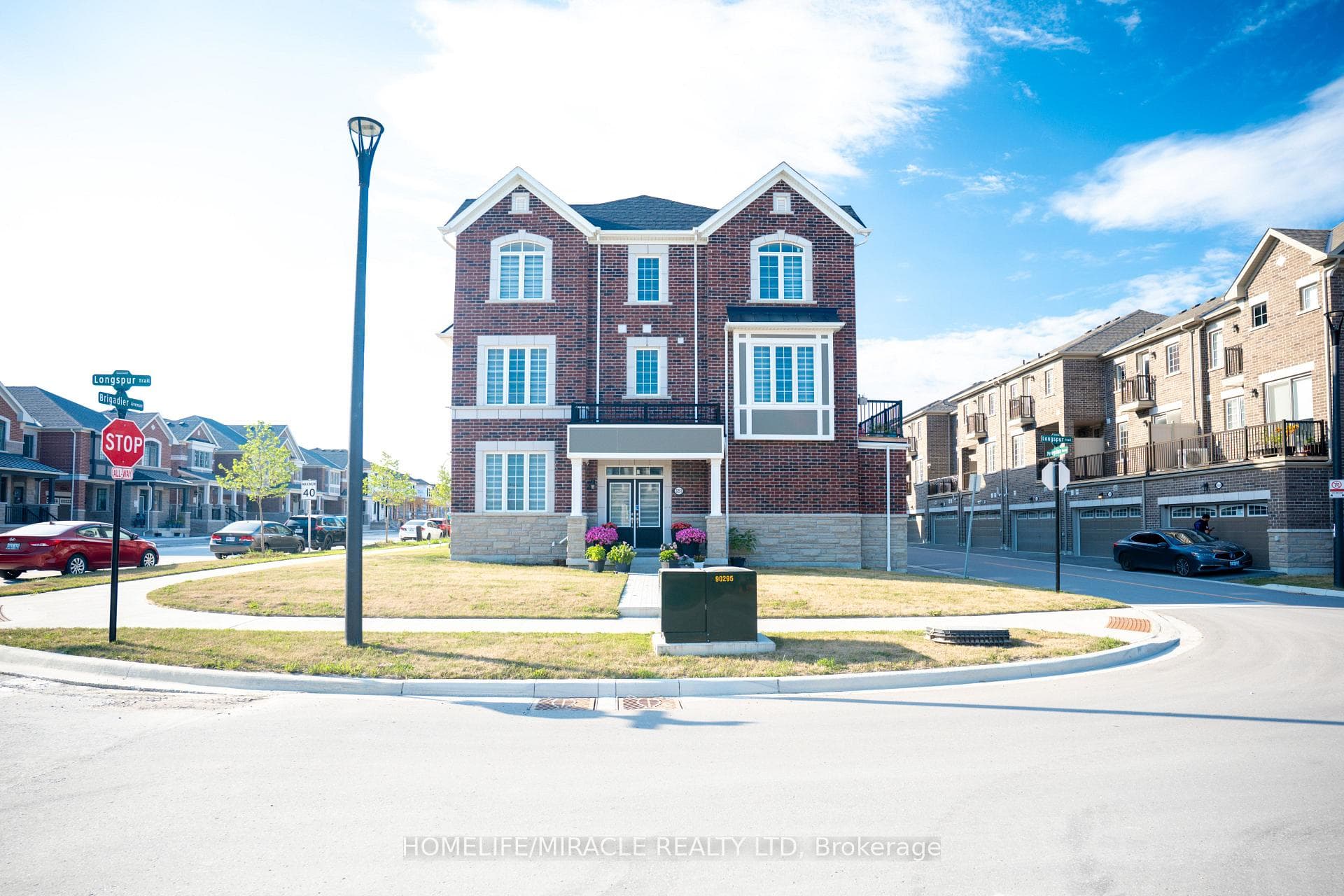 3251 Brigadier Avenue, Pickering, ON L1X 0N1 - Photo 1
