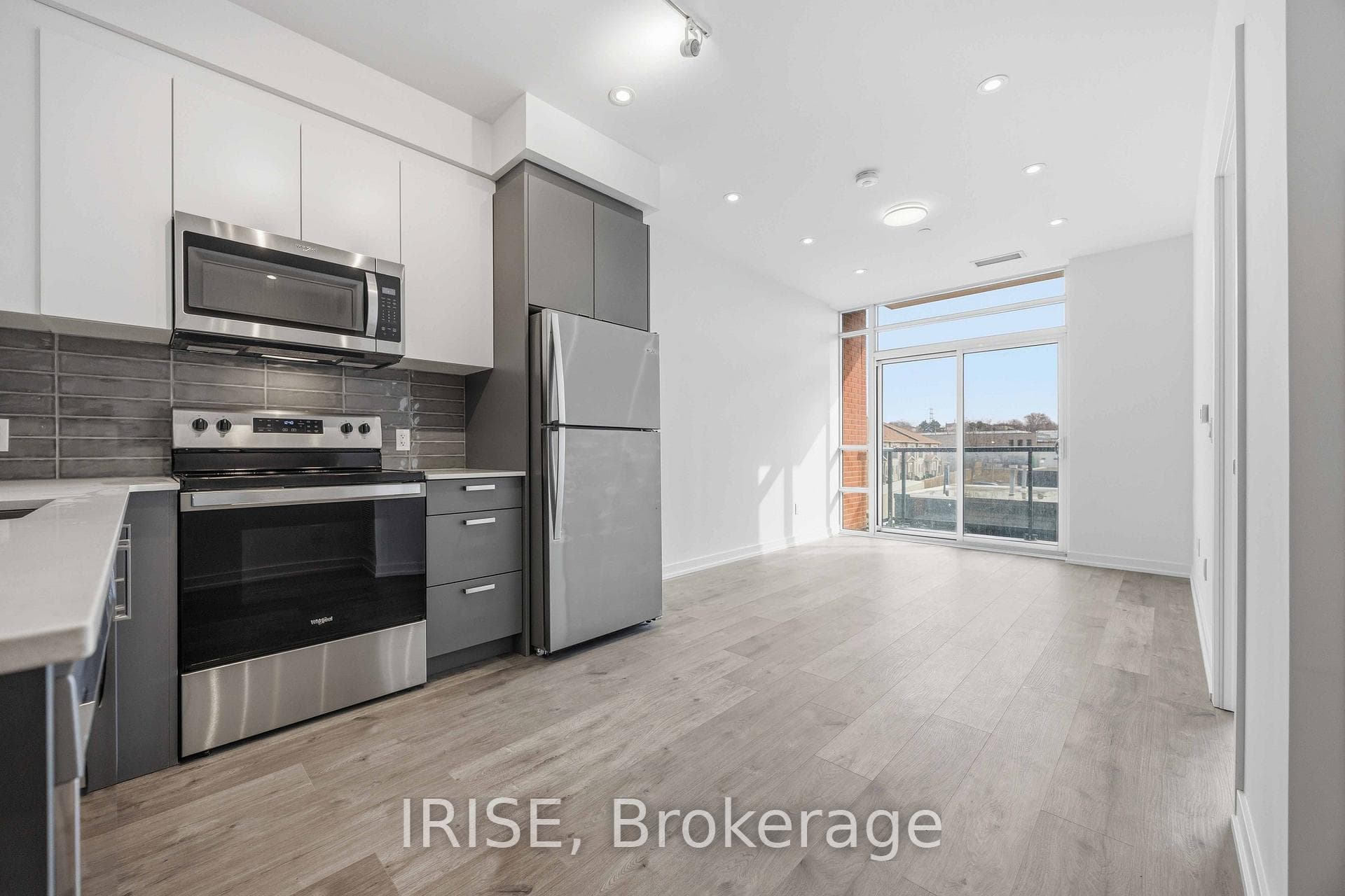 1010 Dundas Street Unit 307, Whitby