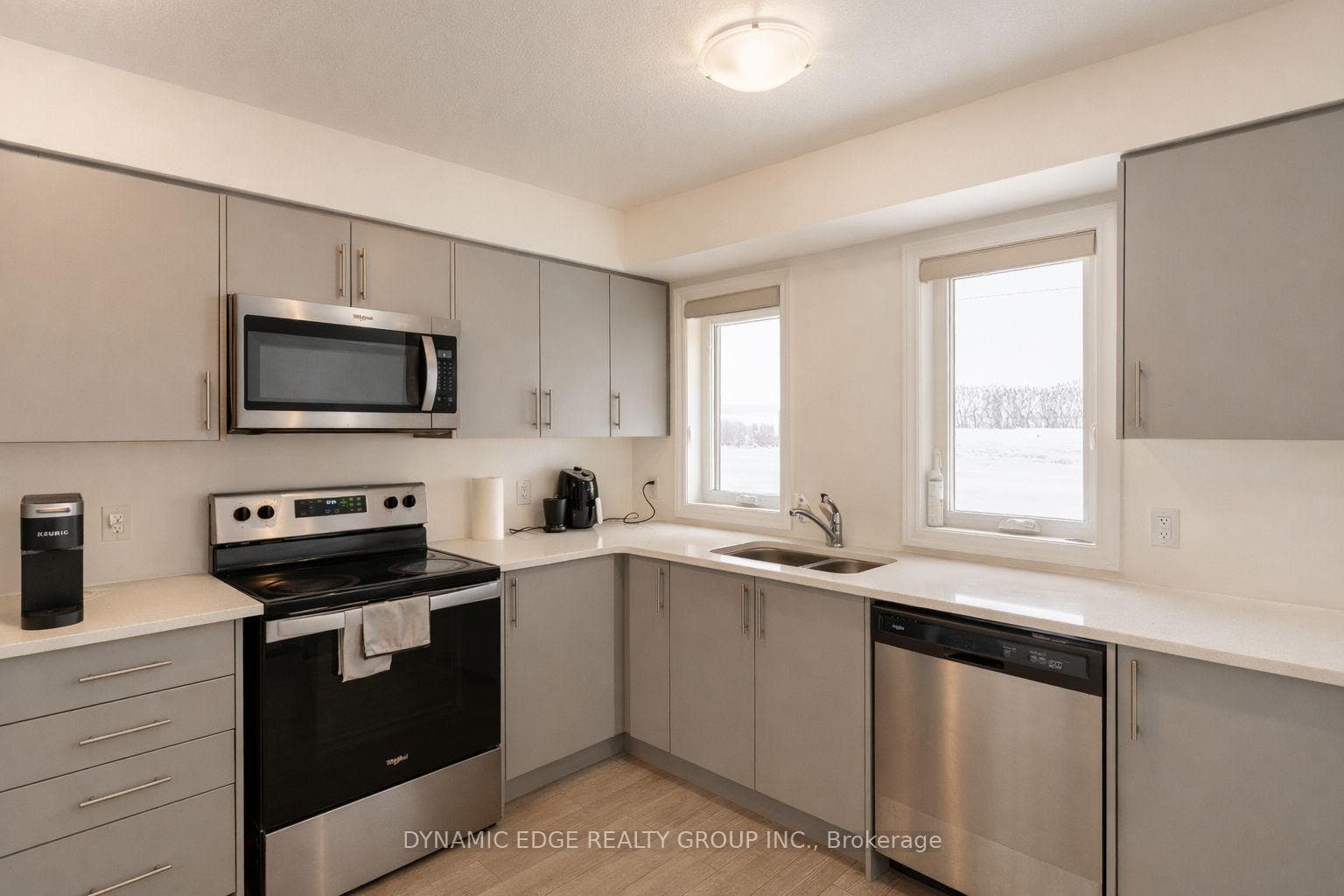 235 Chapel Hill Drive Unit 25, Kitchener
