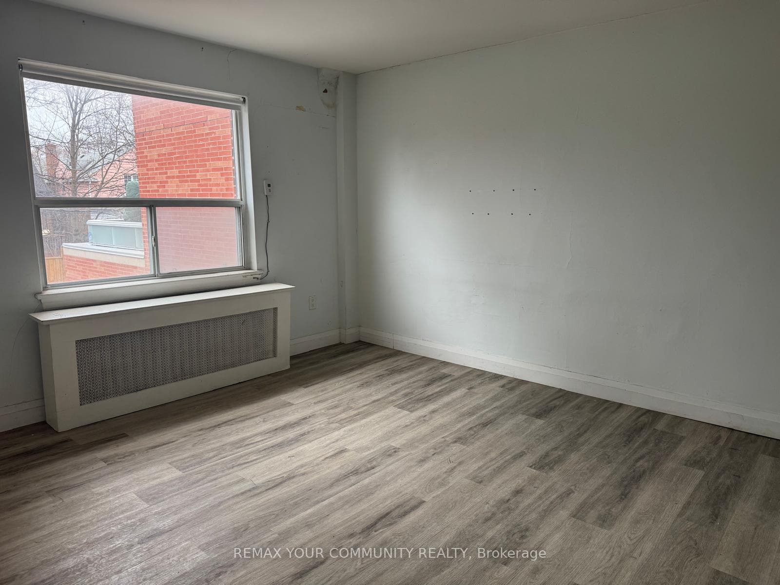 607 Kingston Road Unit #2, The Beaches / Upper Beaches, ON M4E 1R3 - Photo 1