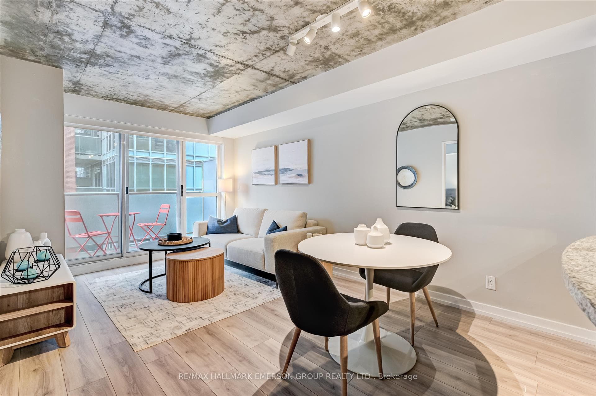 1005 King Street Unit 504, Downtown Toronto / Waterfront, ON M6K 3M8 - Photo 1