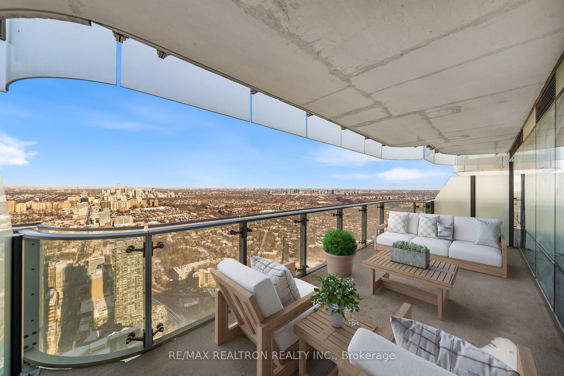 1 Bloor Street Unit 6010, Regent Park / Cabbagetown / St. James Town, ON M4W 0A8 - Photo 1