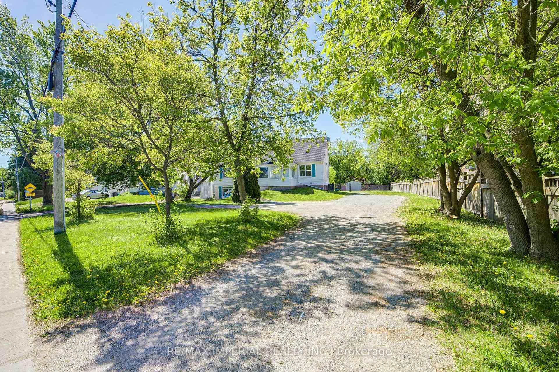 49 Sunset Beach Road, Richmond Hill, ON L4E 3G7 - Photo 1