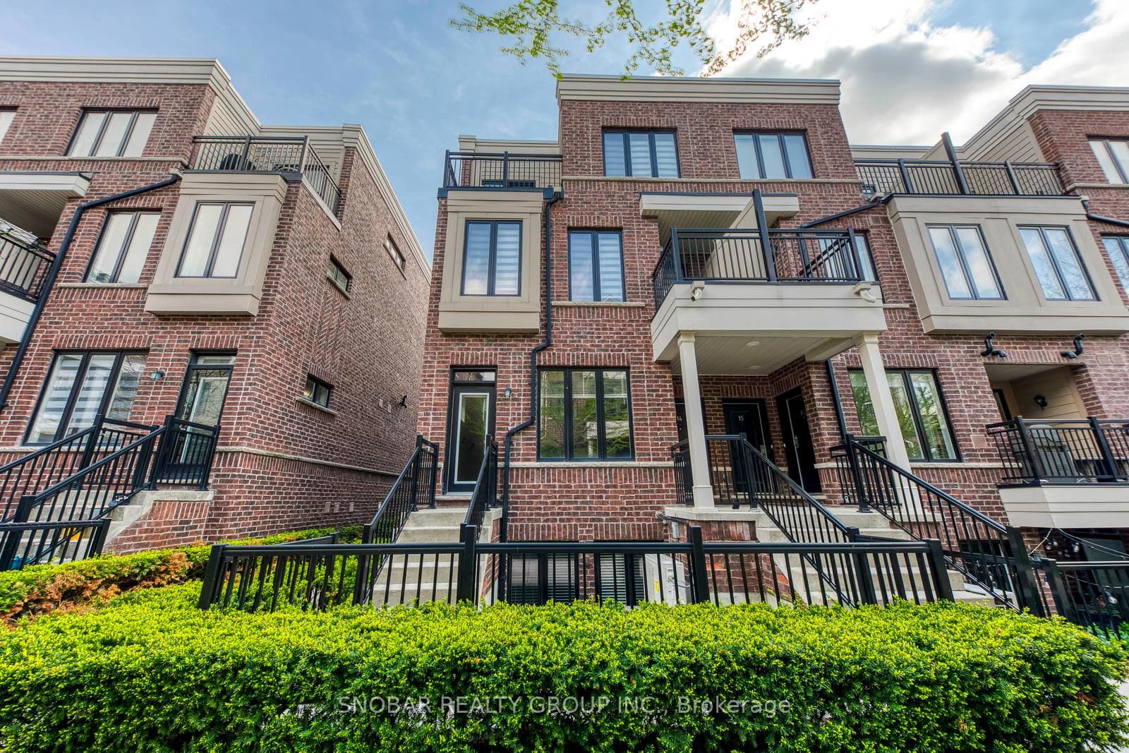 10 Carnation Avenue Unit 13, Toronto W06