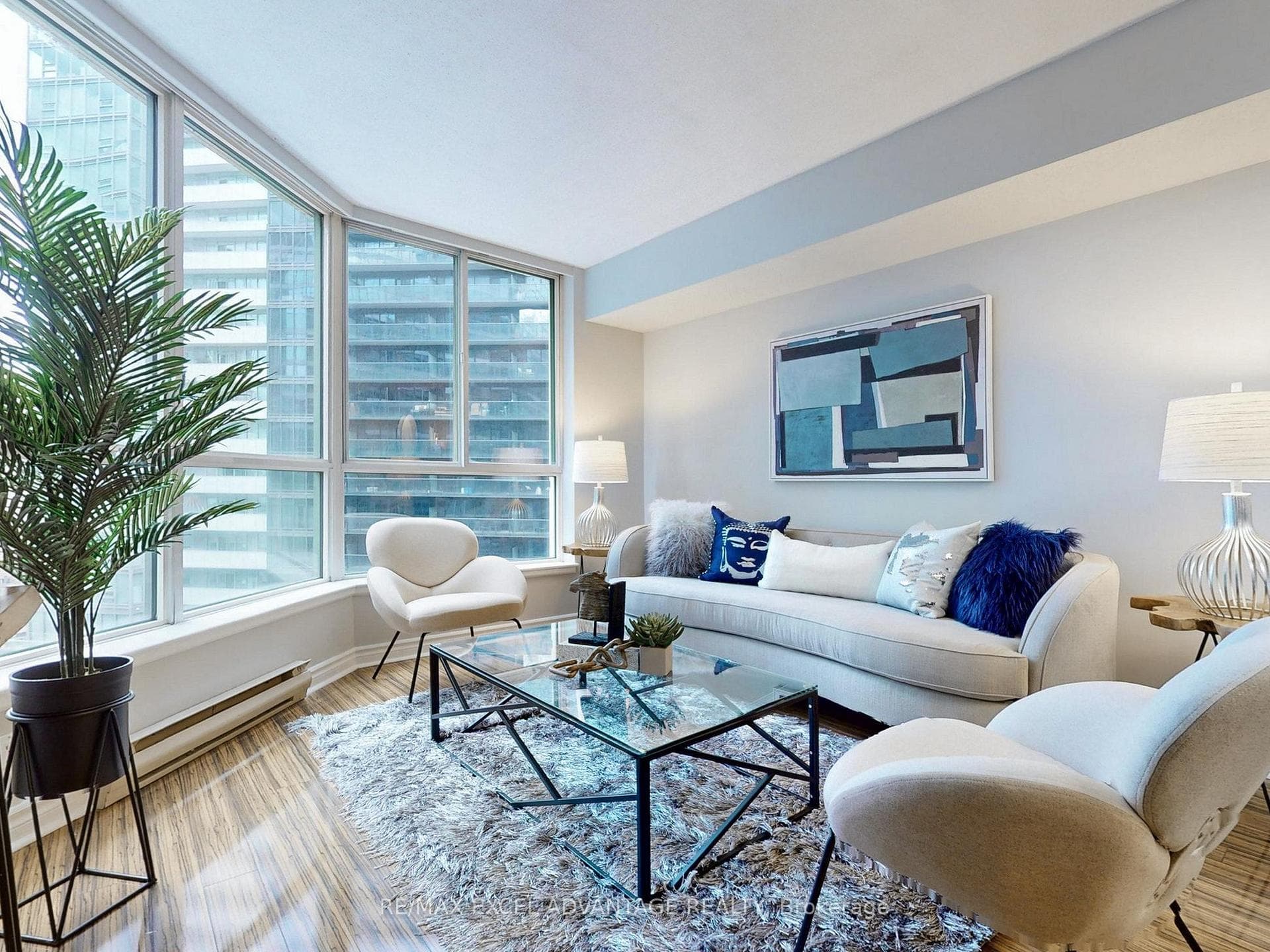 38 Elm Street Unit 1001, Downtown Toronto / Waterfront, ON M5G 2K5 - Photo 1