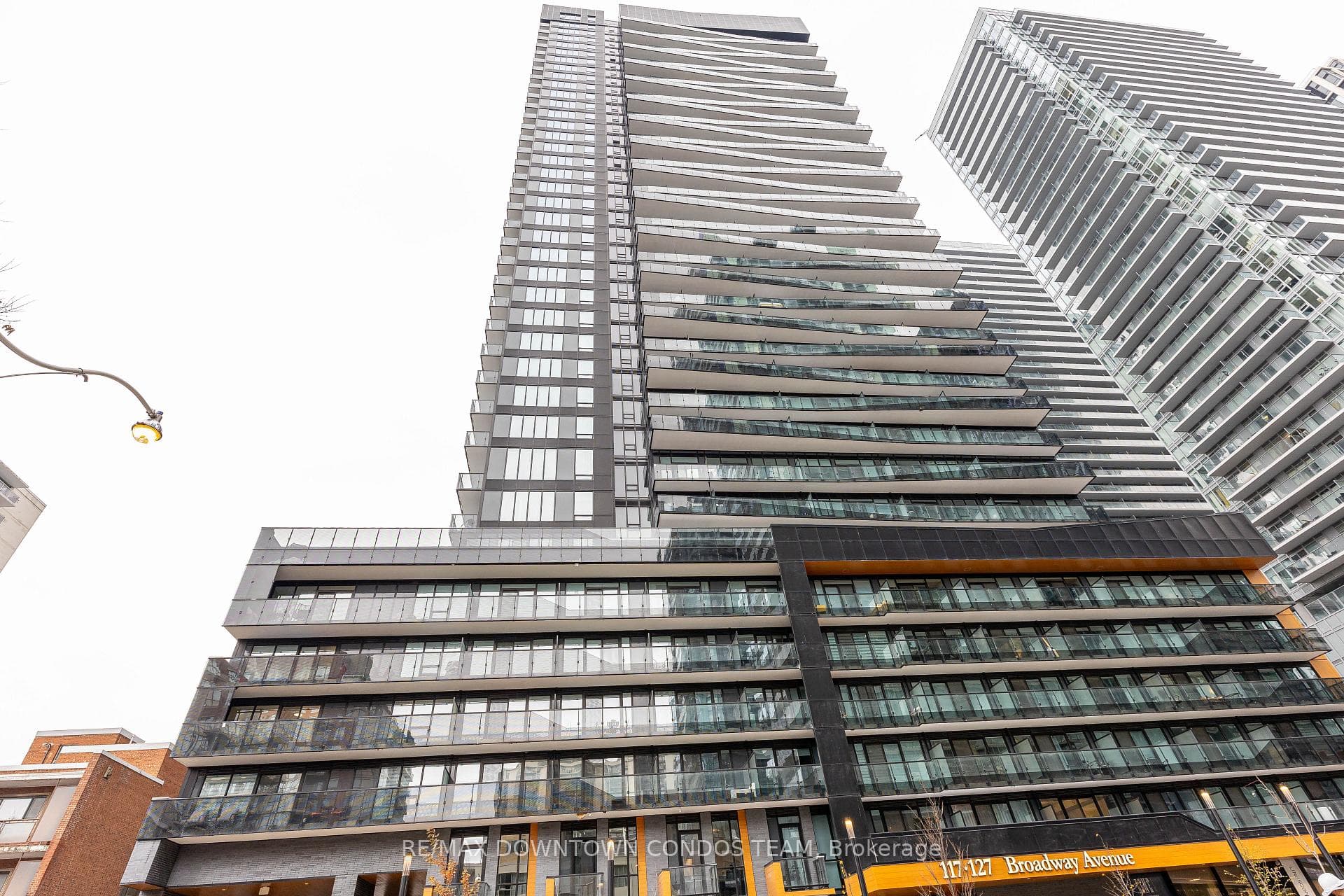 117 Broadway Avenue Unit 2405, Leaside / Davisville, ON M4P 1V3 - Photo 1
