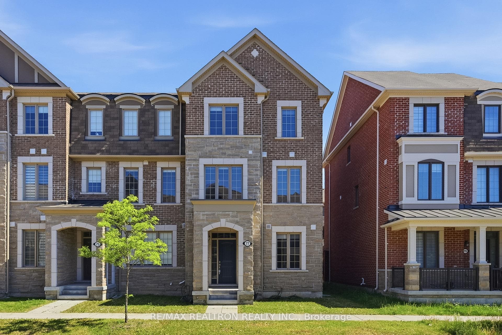 77 Casely Avenue, Richmond Hill, ON L4S 0K2 - Photo 1