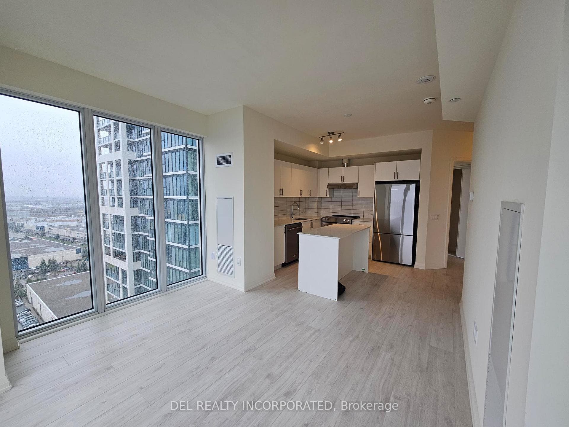 9000 Jane Street Unit 1824, Vaughan, ON L4K 0M6 - Photo 1