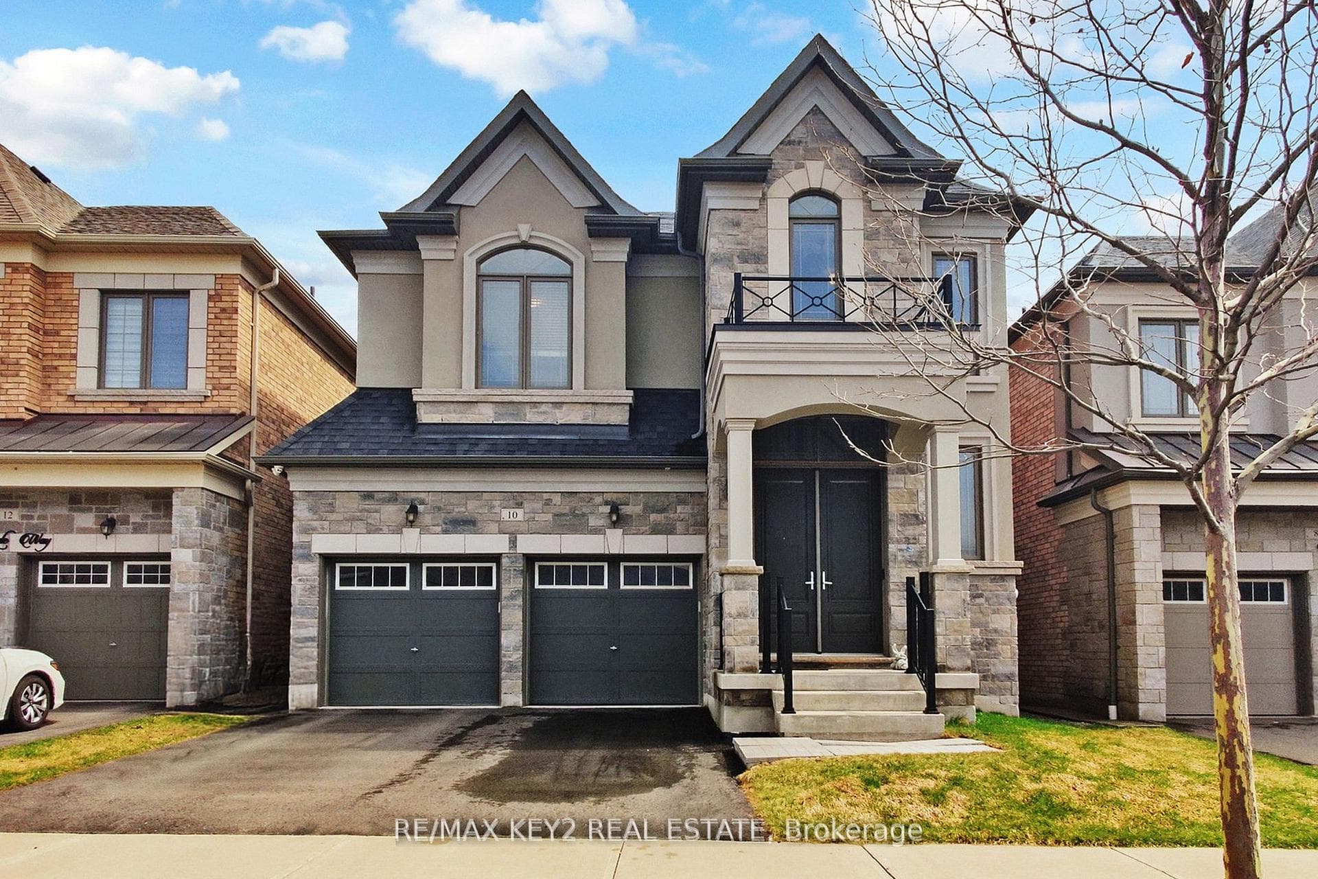 10 Lyle Way, Brampton