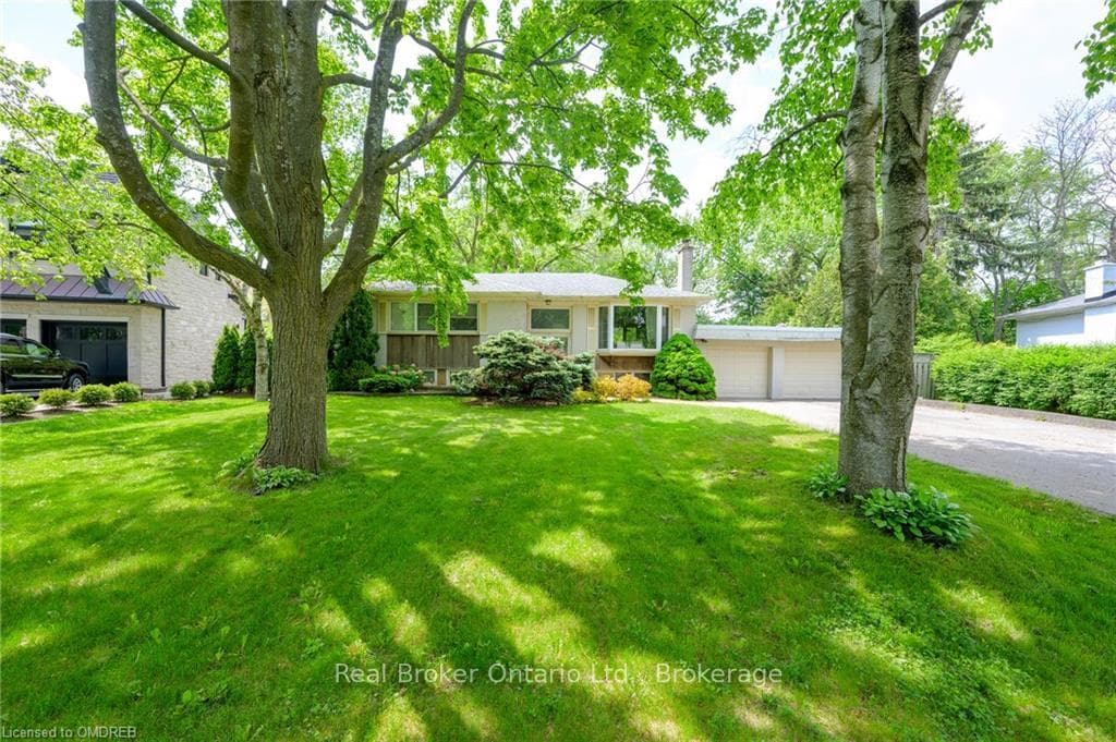 1374 SEDGEWICK Crescent, Oakville, ON L6L 1X8 - Photo 1