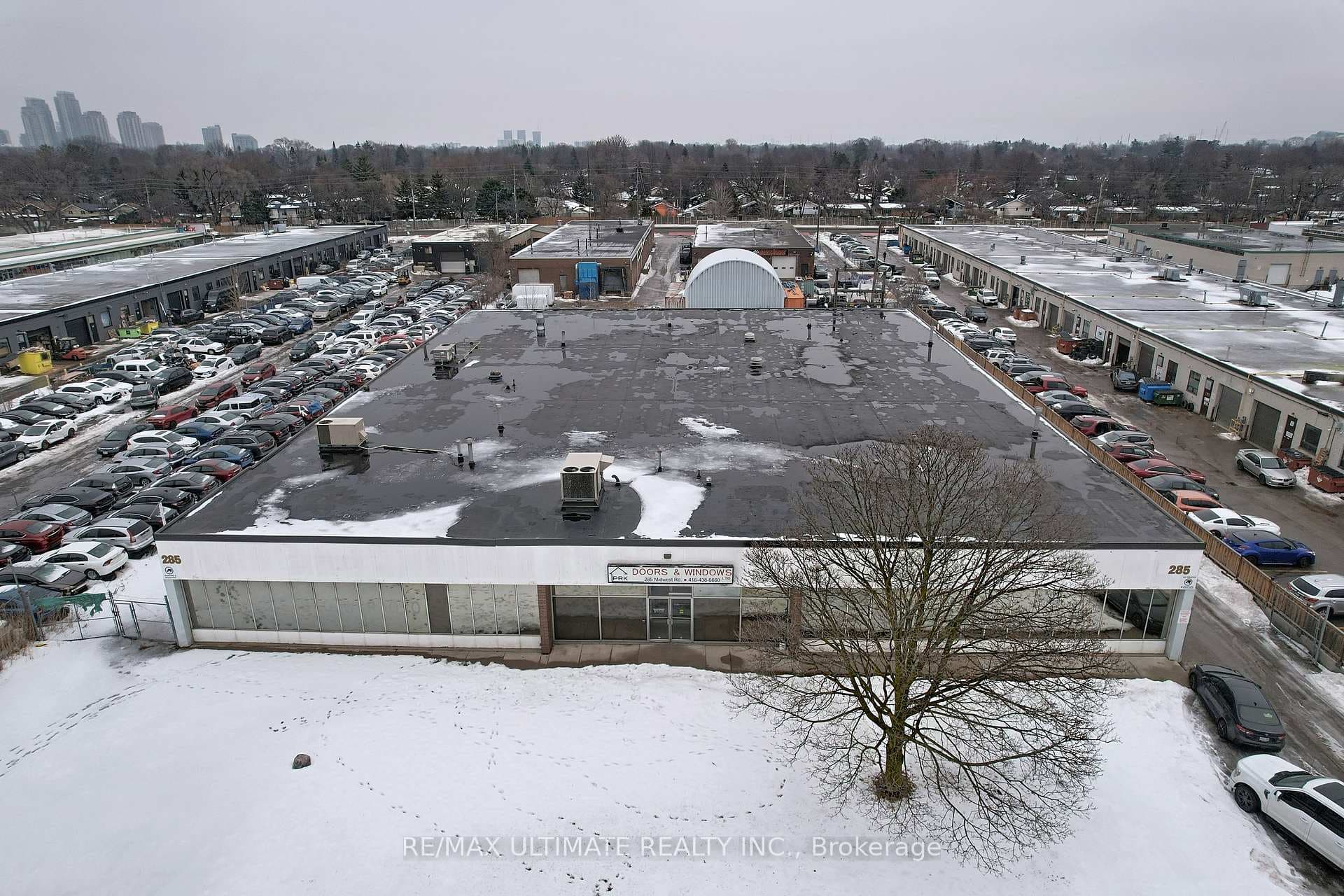 285 Midwest Road, Dorset Park / Kennedy Park, ON M1P 3A6 - Photo 1
