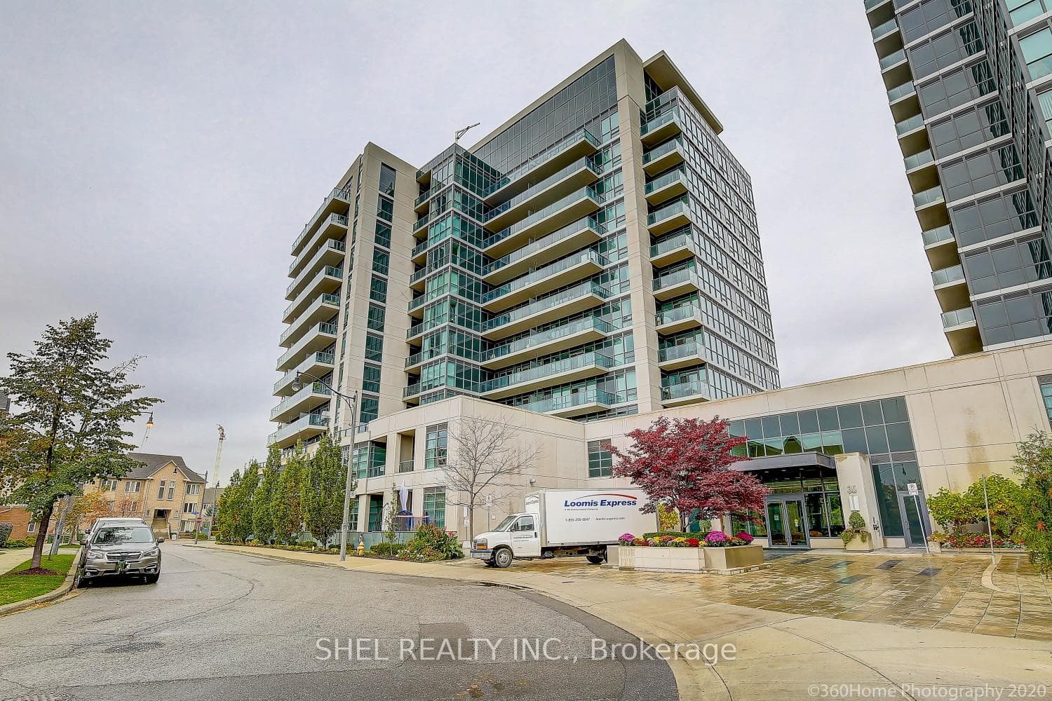 35 Brian Peck Crescent Unit Lph23, Flemingdon Park / Don Mills, ON M4G 0A5 - Photo 1