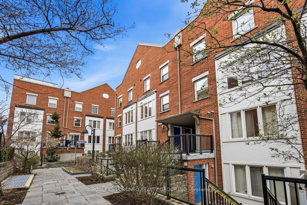 29 Frances Loring Lane Unit 5, Toronto E01