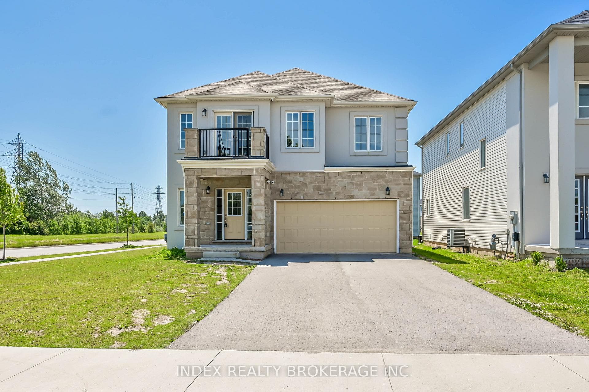 214 Mccabe Avenue, Welland