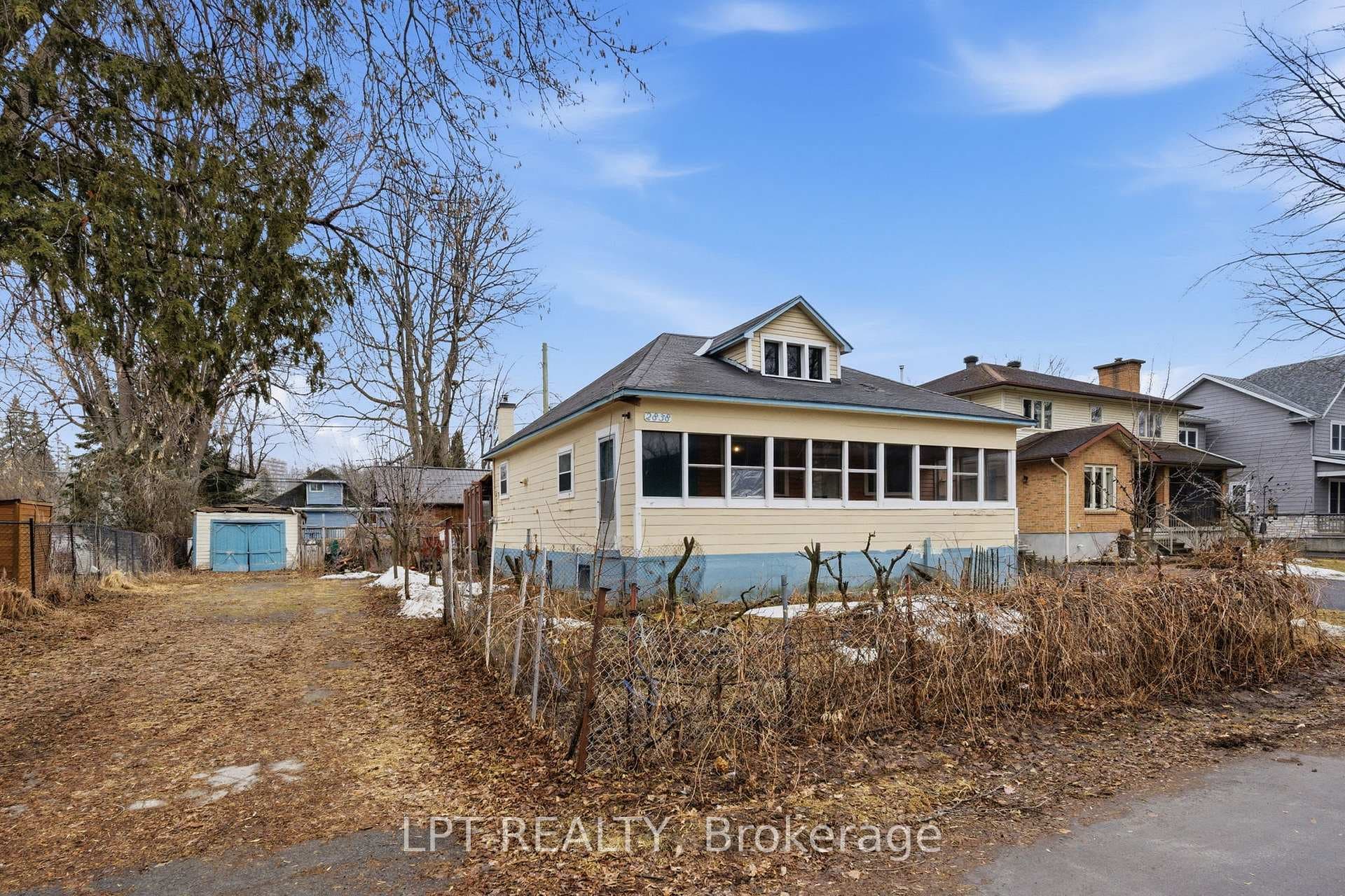 2838 Haughton Avenue, Britannia - Lincoln Heights and Area, ON K2B 6Z3 - Photo 1