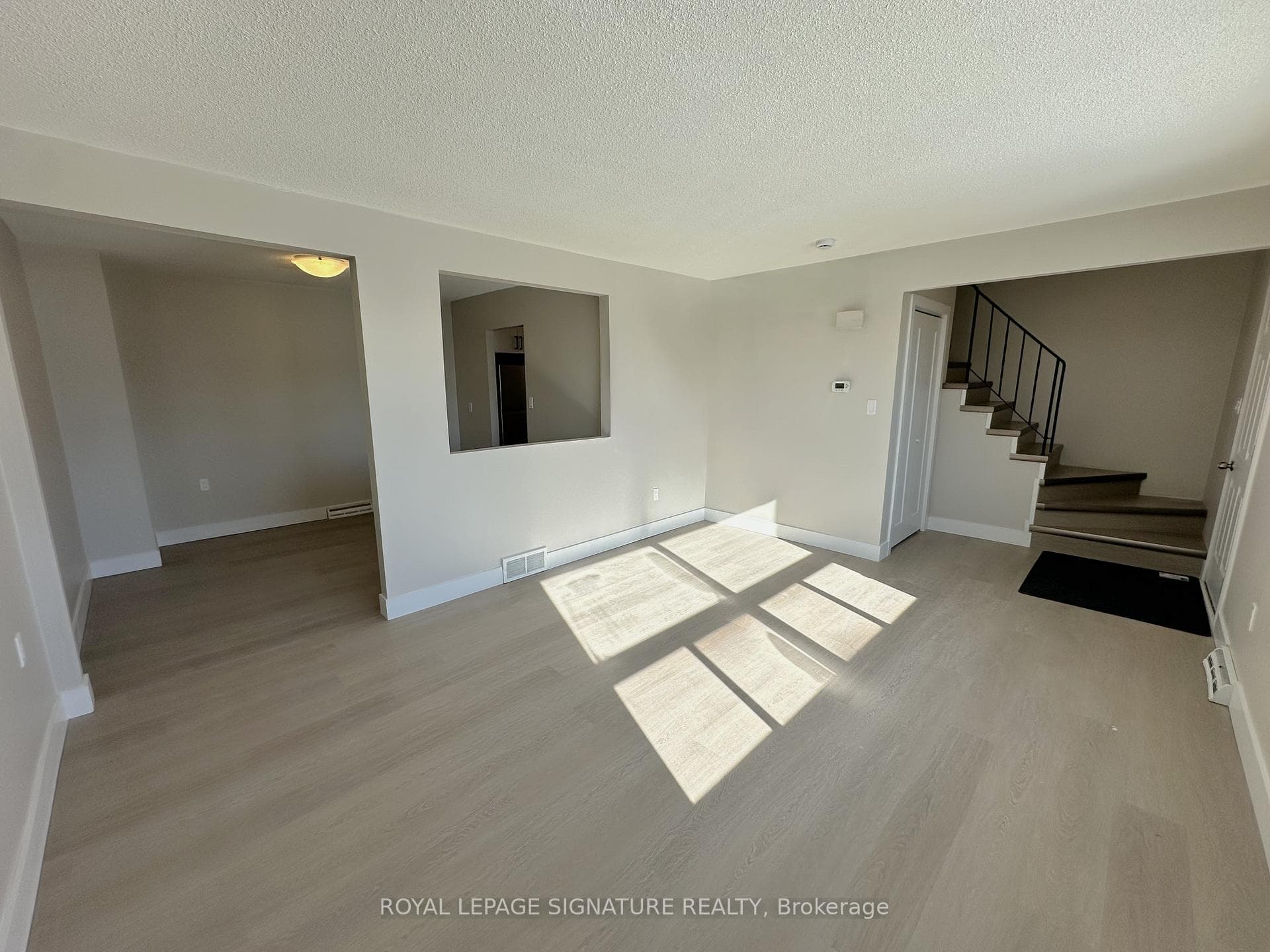 107 Endicott Terrace Unit B, Welland, ON L3C 5S3 - Photo 1
