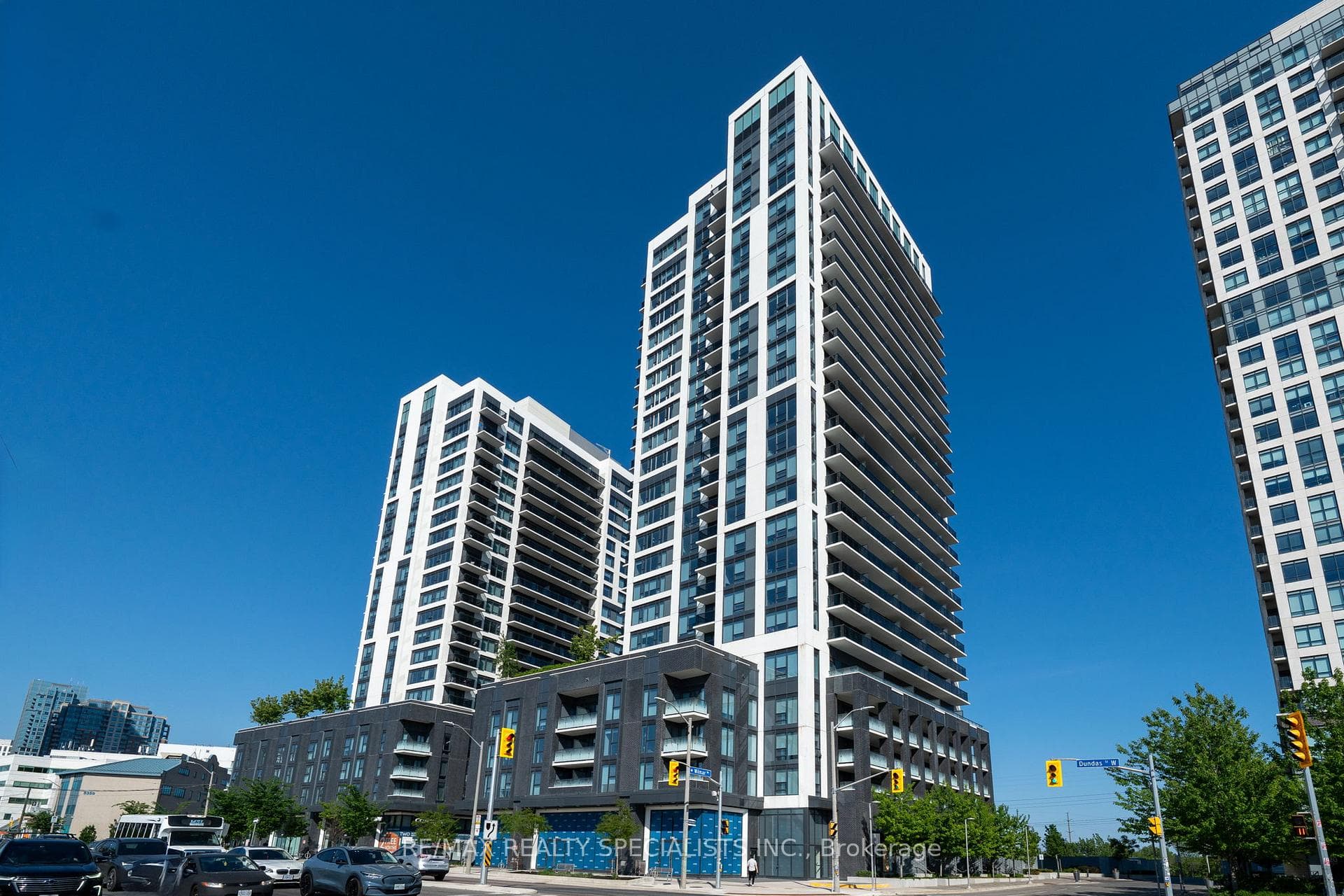 30 Samuel Wood Way Unit 303, Etobicoke (Islington / Rexdale), ON M9B 0C9 - Photo 1