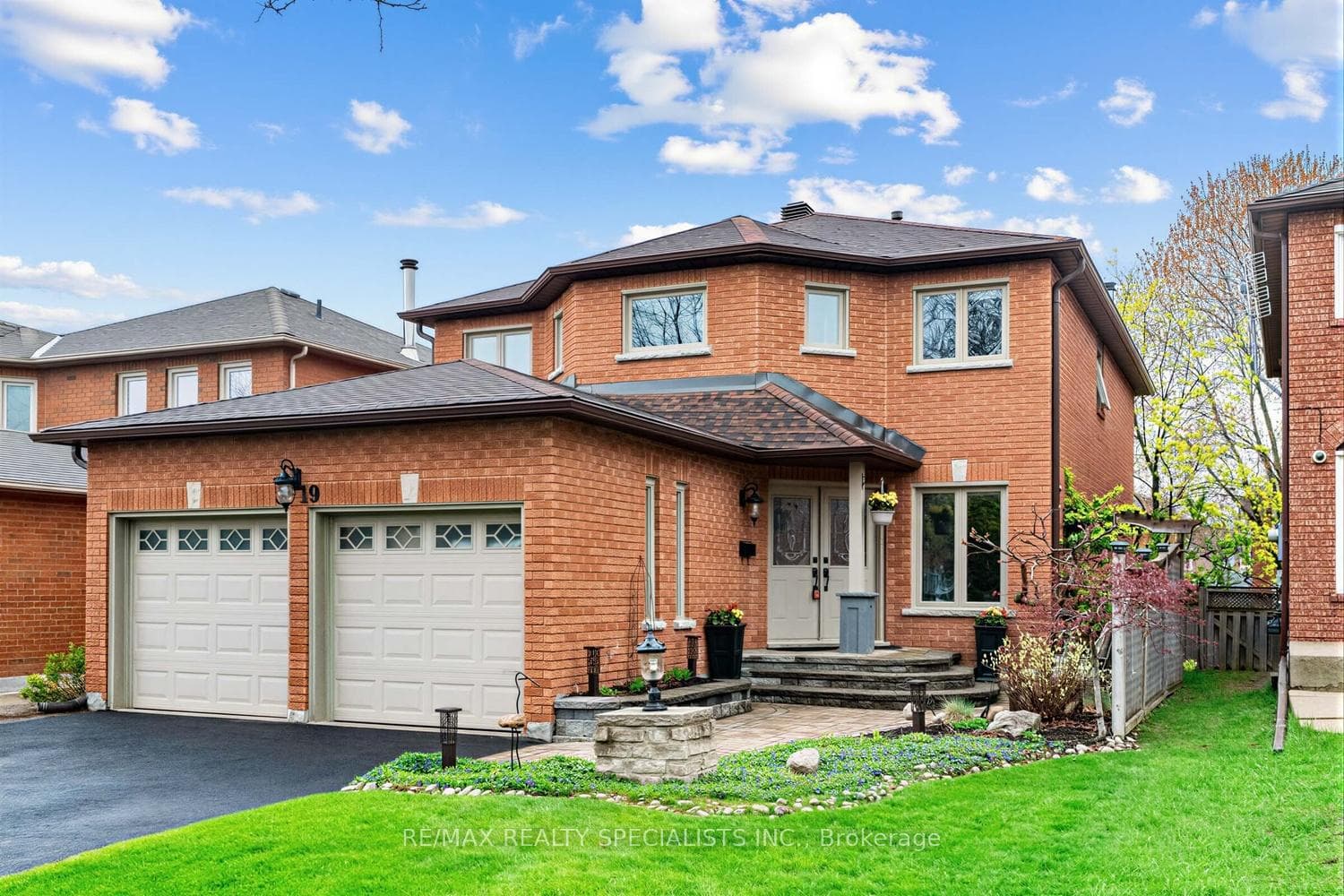 3519 Pintail Circle, Mississauga, ON L5N 6C8 - Photo 1