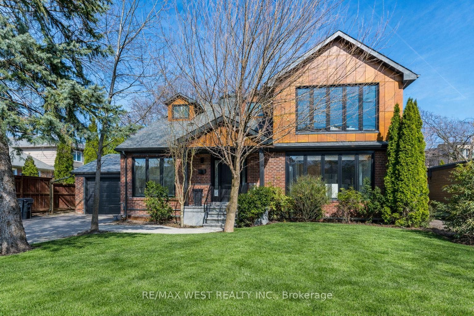 29 Blaketon Road, Etobicoke (Islington / Rexdale), ON M9B 4W4 - Photo 1