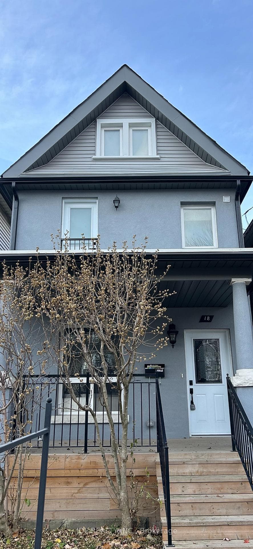 18 Connaught Ave Avenue, Riverdale / Leslieville, ON M4L 2V9 - Photo 1