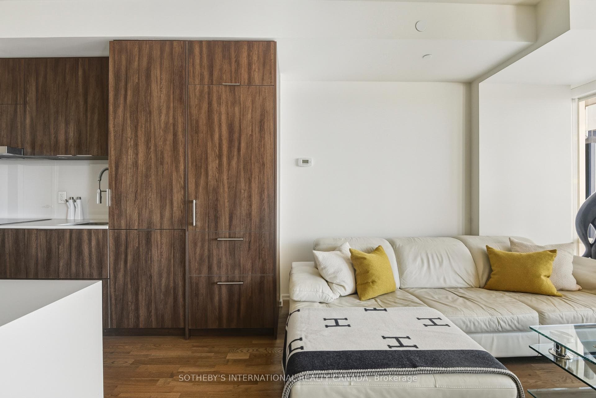 1 Bloor Street Unit 2712, Regent Park / Cabbagetown / St. James Town, ON M4W 0A8 - Photo 1