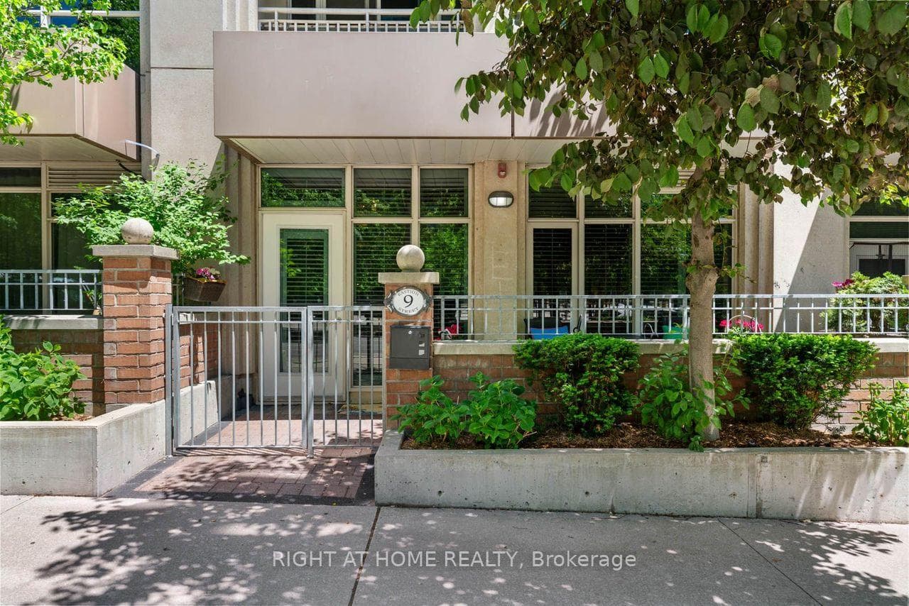 9 Bastion Street, Downtown Toronto / Waterfront, ON M5V 1A4 - Photo 1