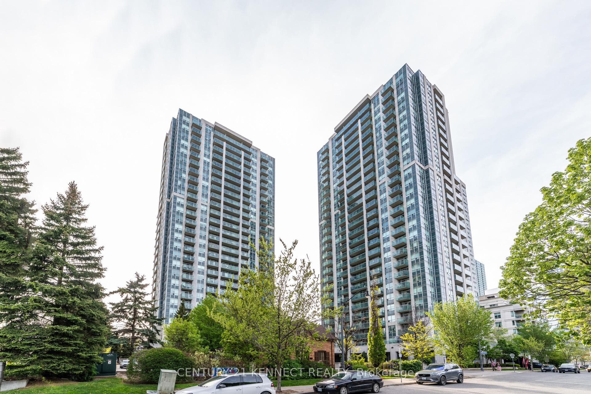16 Harrison Garden Boulevard Unit 1509, Willowdale / Newtonbrook, ON M2N 7J6 - Photo 1