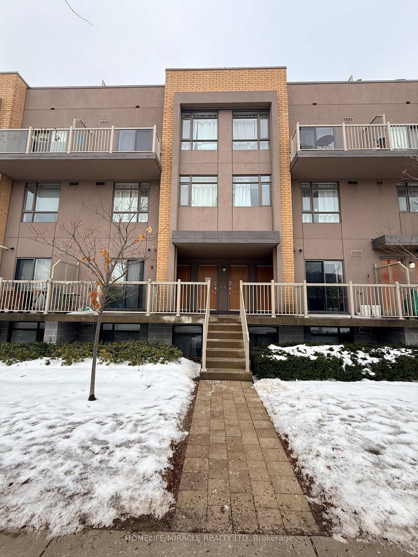 1070 Progress Avenue Unit 306, Scarborough (Morningside / West Hill), ON M1B 0C5 - Photo 1