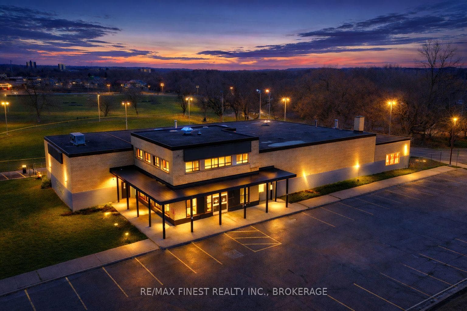 121 Cataraqui Street, Kingston, ON K7K 1Z8 - Photo 1