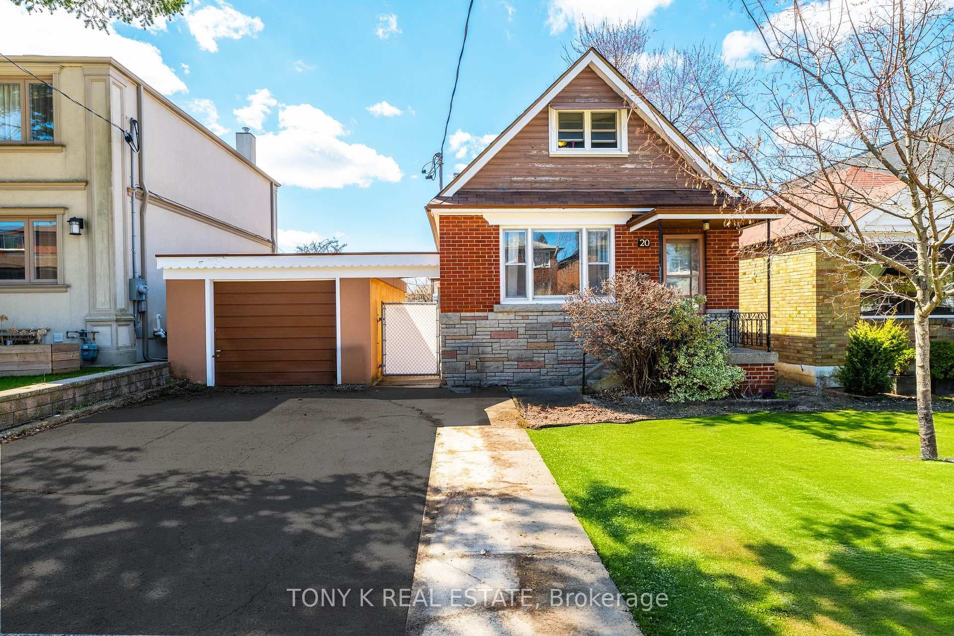 20 North Woodrow Boulevard, Dorset Park / Kennedy Park, ON M1K 1W1 - Photo 1