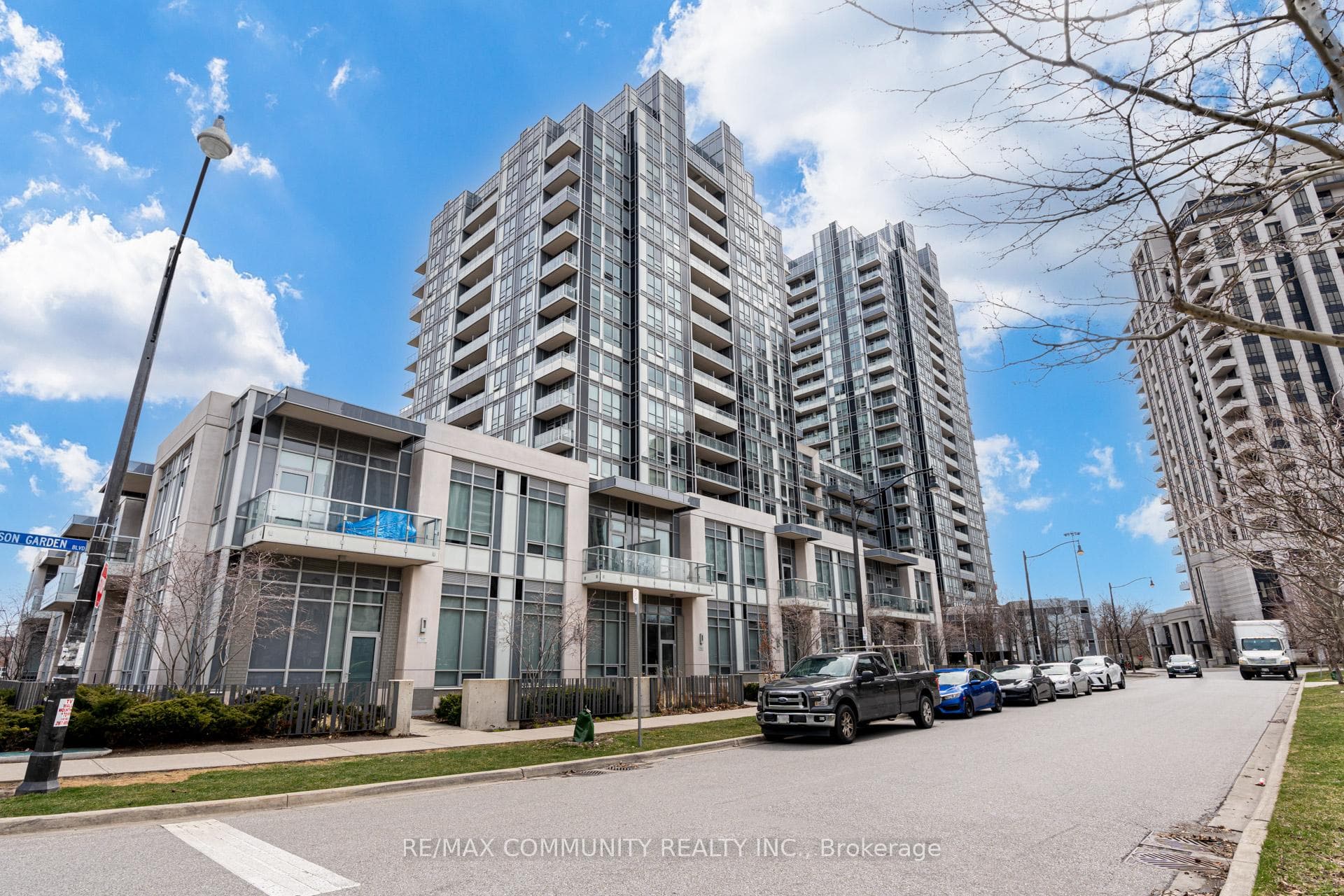120 Harrison Garden Boulevard Unit 1008, Willowdale / Newtonbrook, ON M2N 0H1 - Photo 1