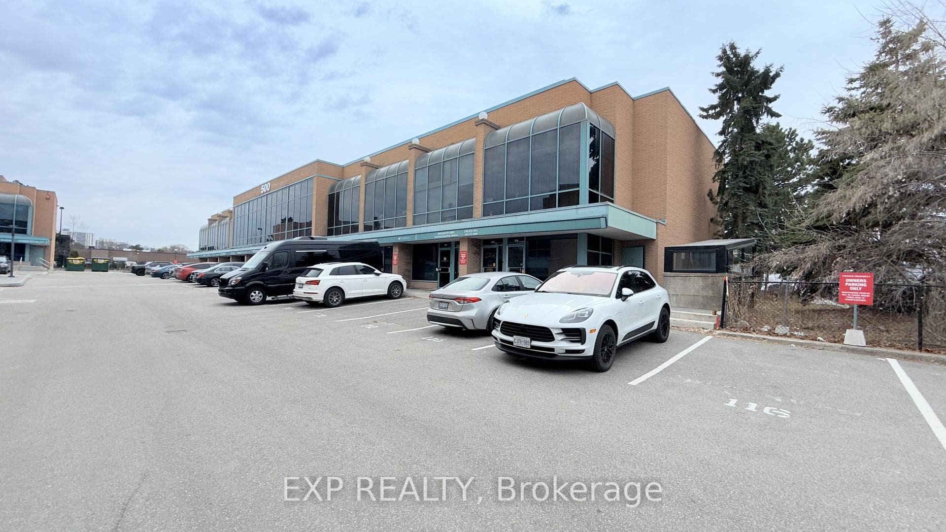 1315 Lawrence Avenue Unit 522, Don Mills / Parkwoods / Victoria Village, ON M3A 3R3 - Photo 1