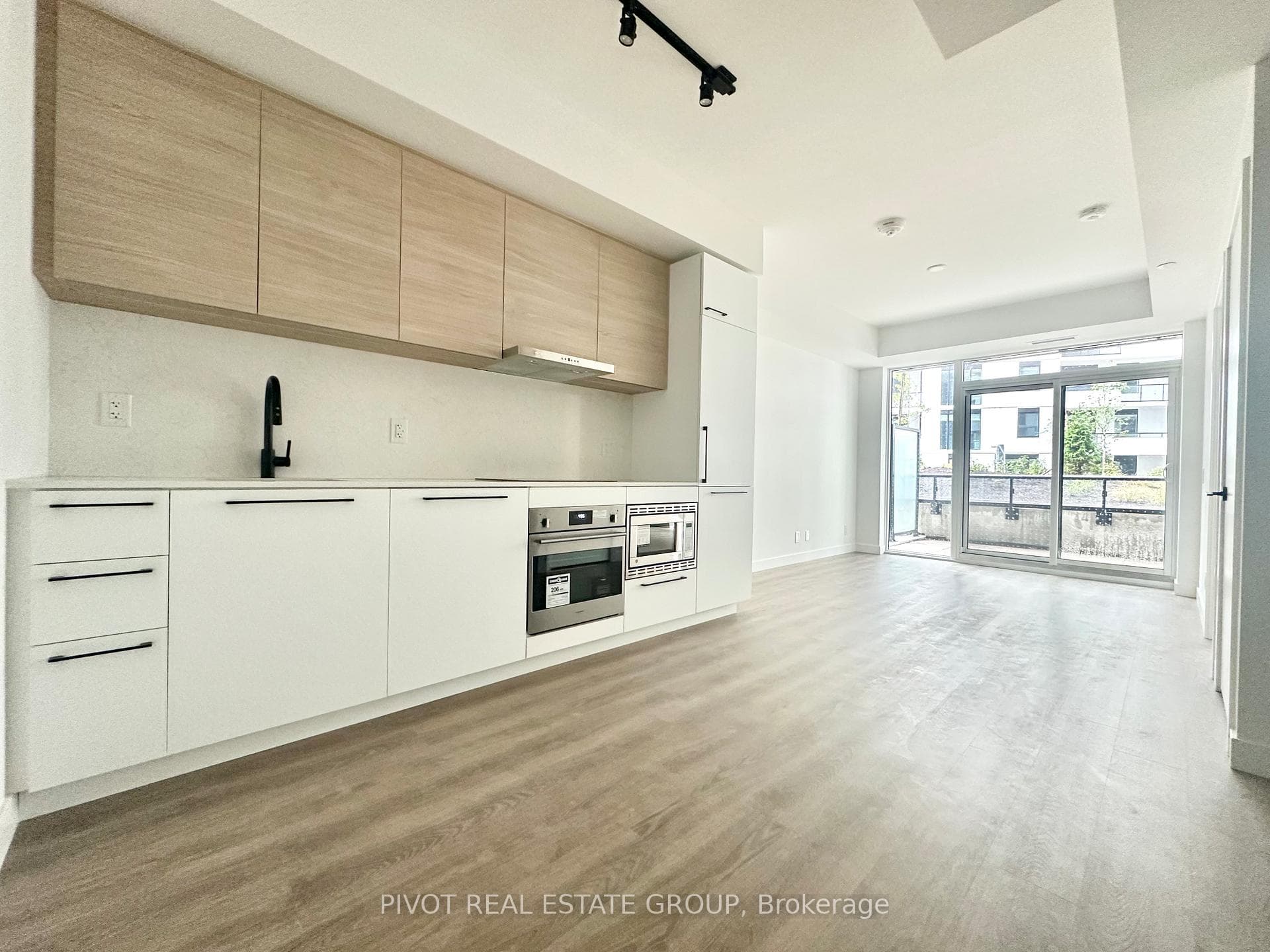 1050 Eastern Avenue Unit 339, Toronto E02