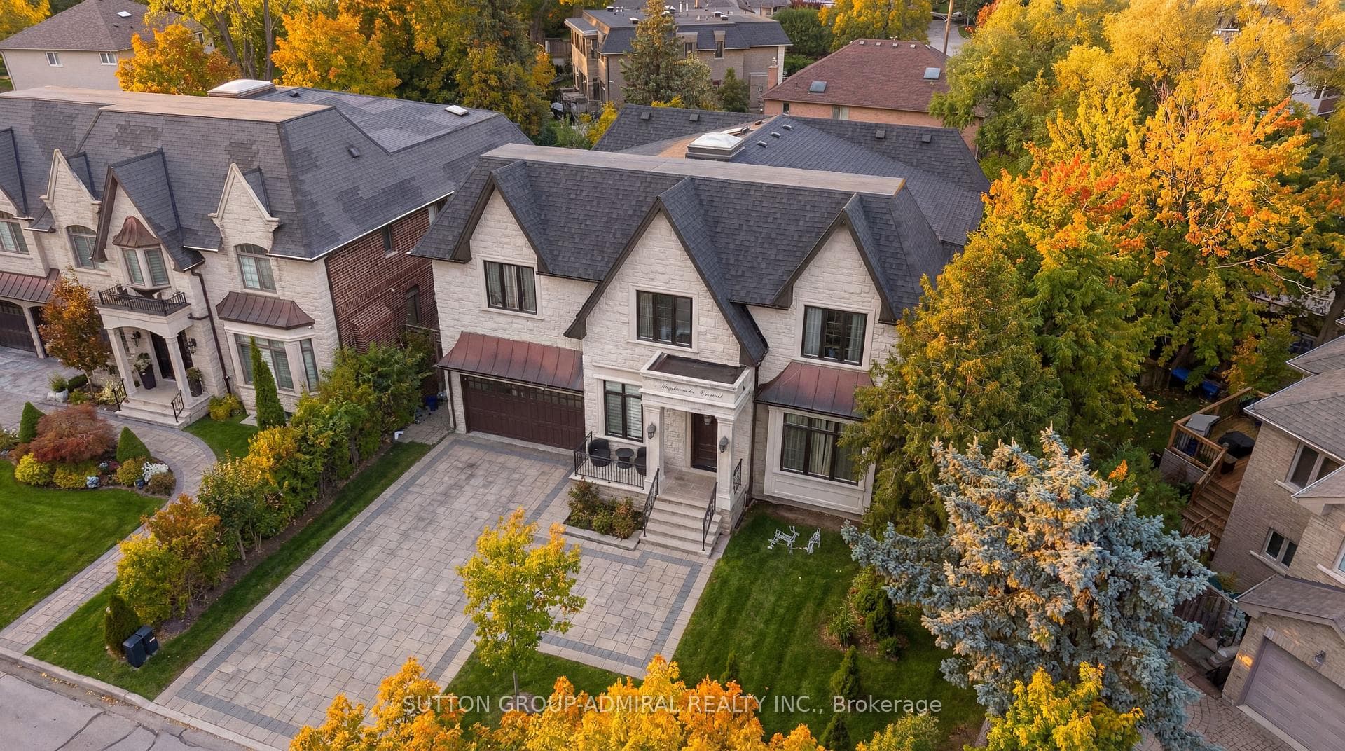 5 Lloydminster Crescent, Willowdale / Newtonbrook, ON M2M 2R9 - Photo 1
