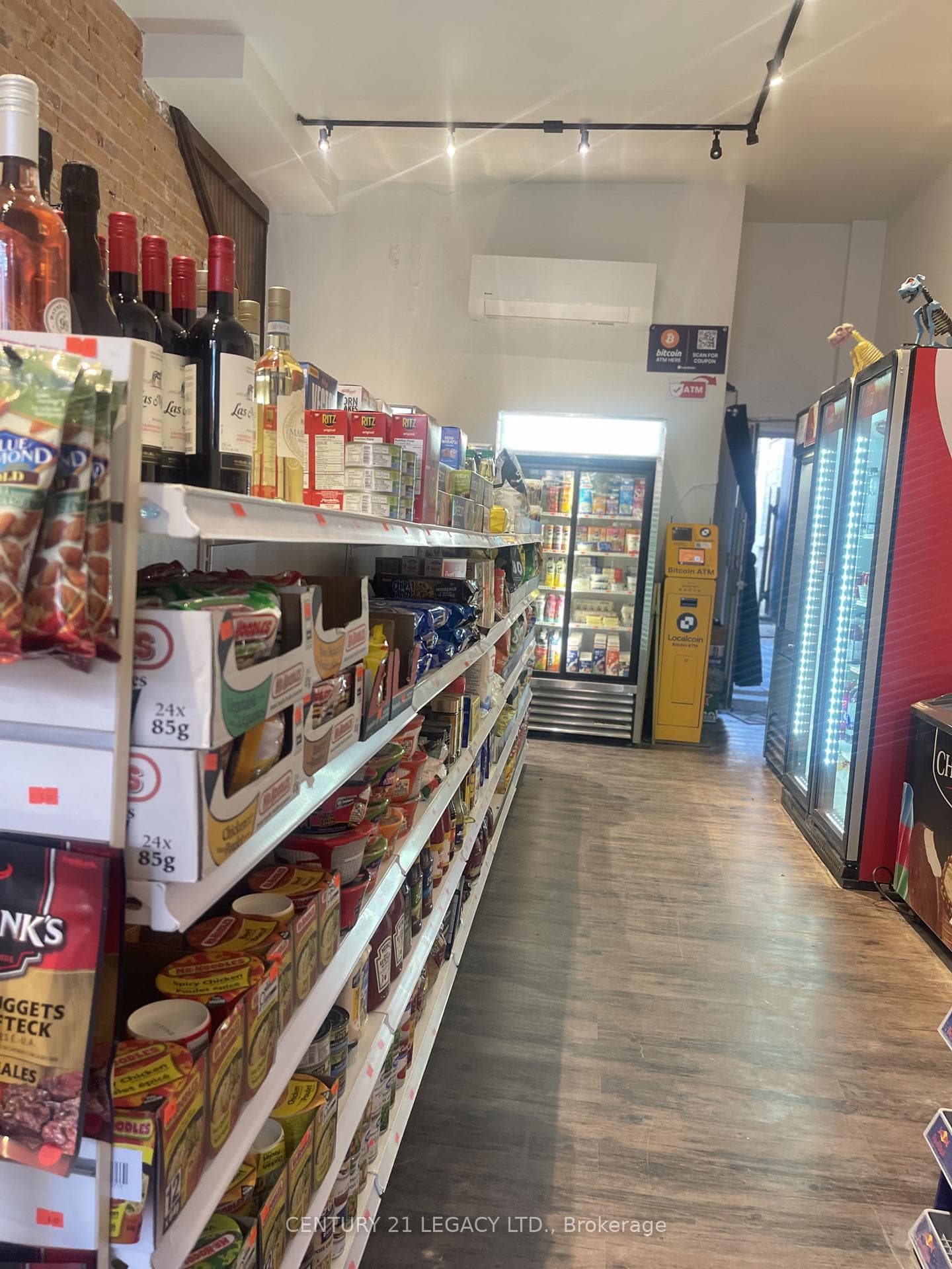 2739 Dundas Street, Bloor West Village / Swansea, ON M6P 1Y1 - Photo 1