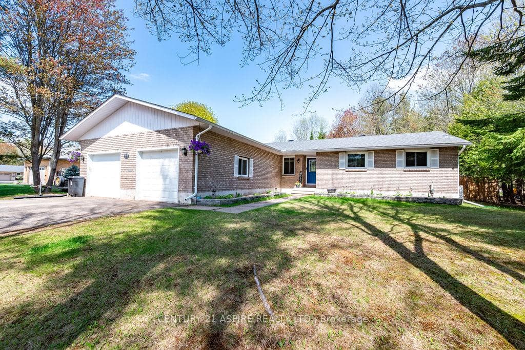 21 Heritage Drive, Petawawa