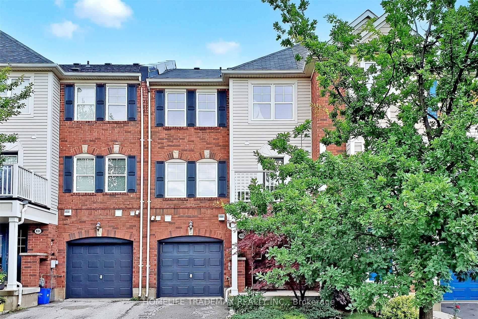 933 Hasselfeldt Heights, Milton, ON L9T 0M5 - Photo 1